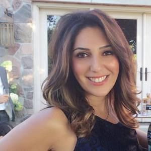 Meet your Posher, Parisa